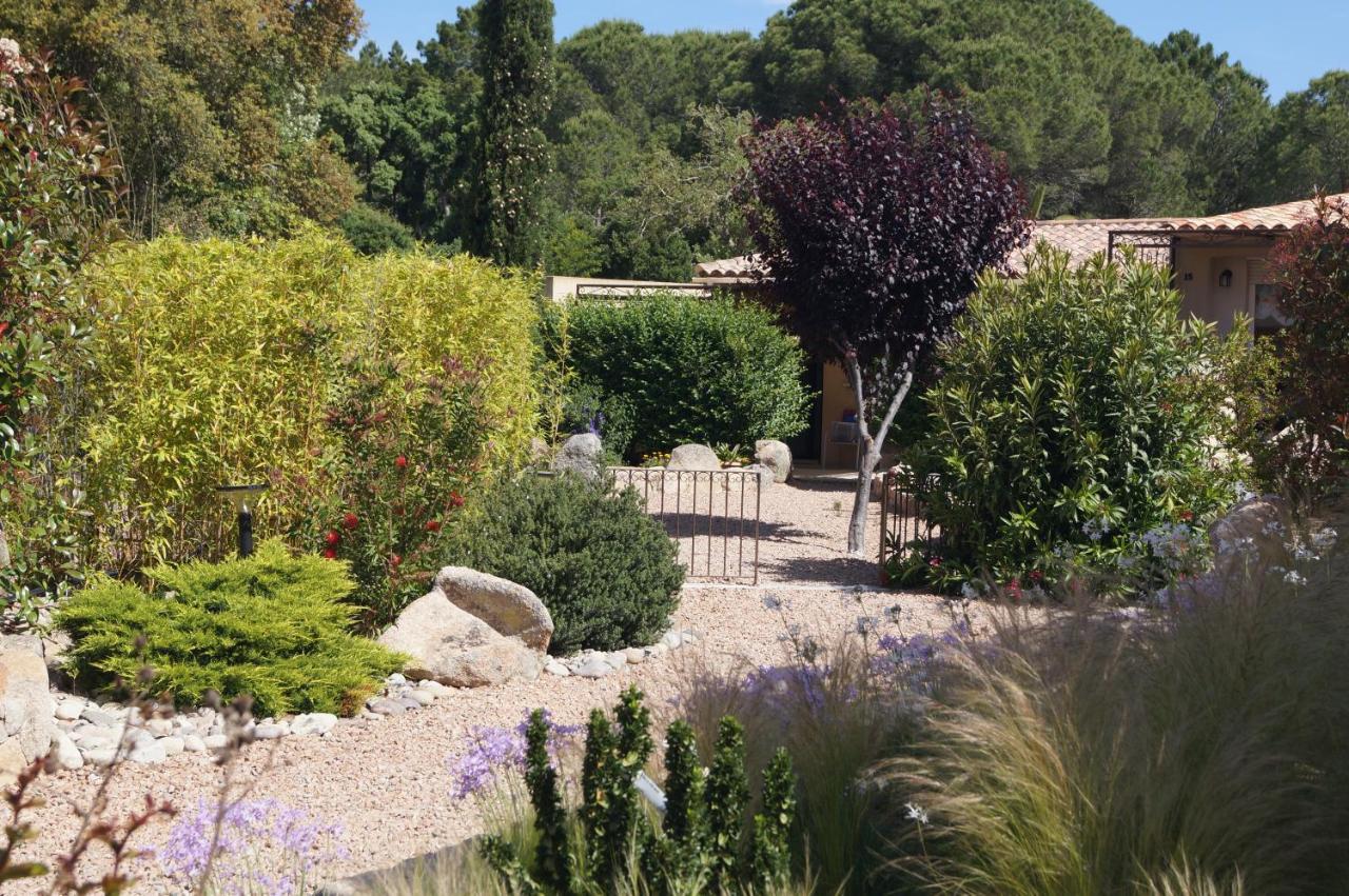 Les Jardins De Santa Giulia - Charmante Chambre D'Hote بورتو فيكشْيو المظهر الخارجي الصورة